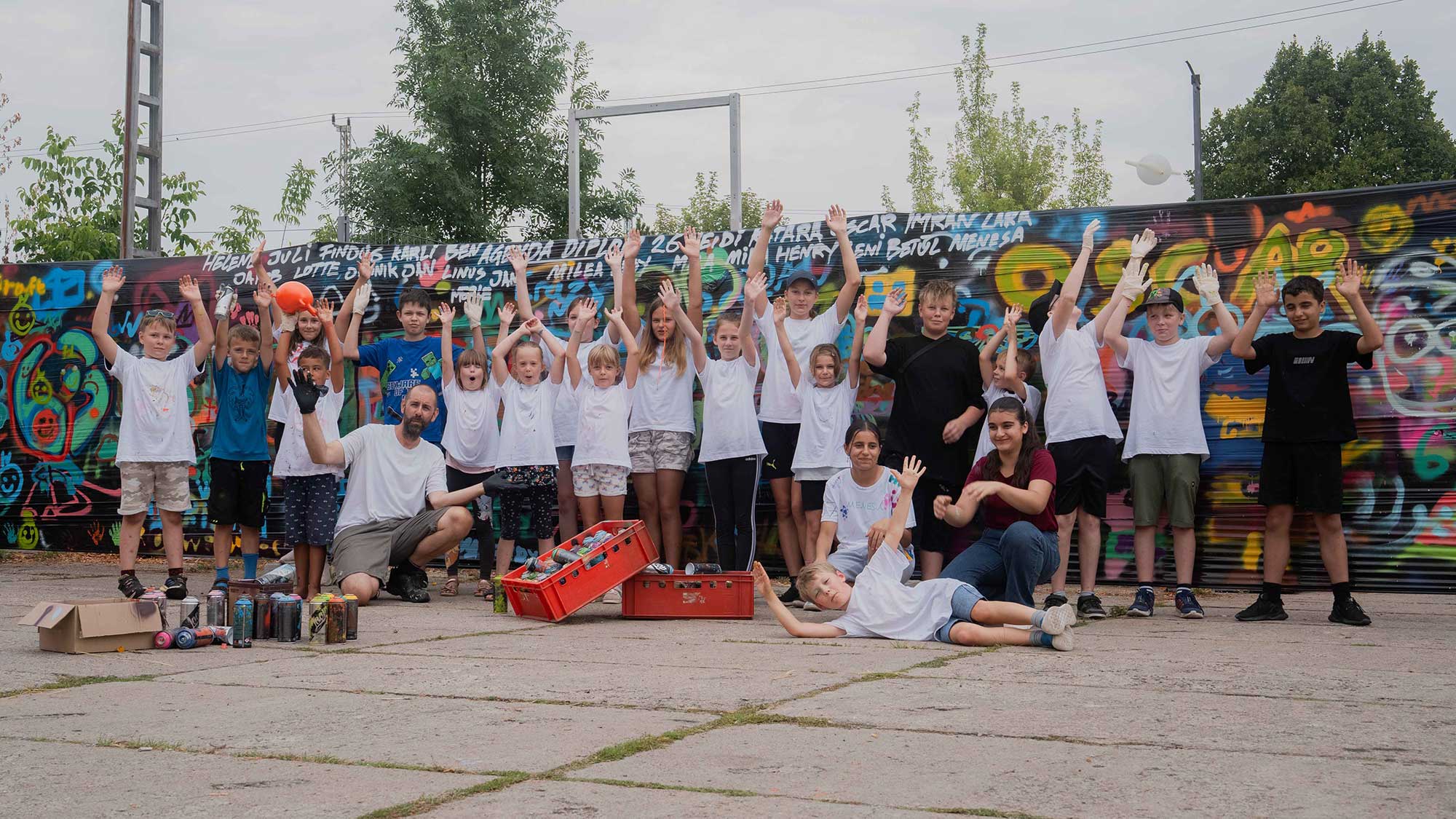 leere Defibrillatorkiste