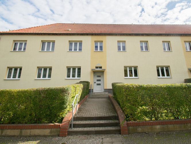 Zum Mietangebot verlinktes Bild: Sanierte Altbauwohnung mit Garten!