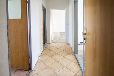 Bild 8 zum Mietangebot Sofort einziehen! 3-Zimmer-Wohnung mit Balkon und Badewanne.