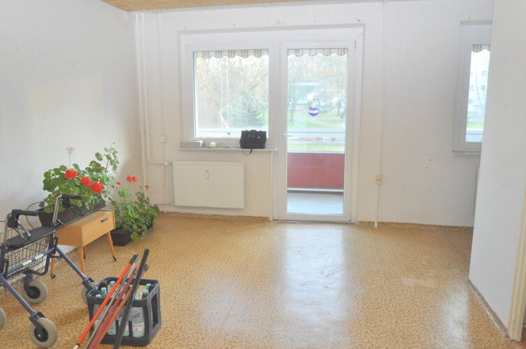 Zum Mietangebot verlinktes Bild: Seniorenwohnung mit Aufzug.