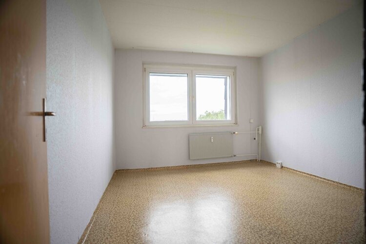 Zum Mietangebot verlinktes Bild: Mit großem Balkon.