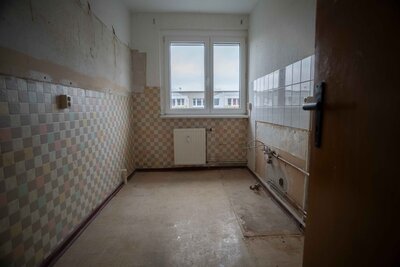 Bild 5 zum Mietangebot 3-Raum-Wohnung im Stadtgebiet Igelpfuhl.