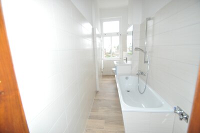 Bild 3 zum Mietangebot Großzügige Wohnung nah am Uckersee.