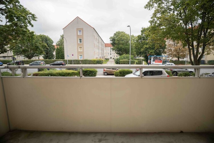 Zum Mietangebot verlinktes Bild: ...nur wenige Stufen ins Glück...Sanierte Erdgeschosswohnung.
