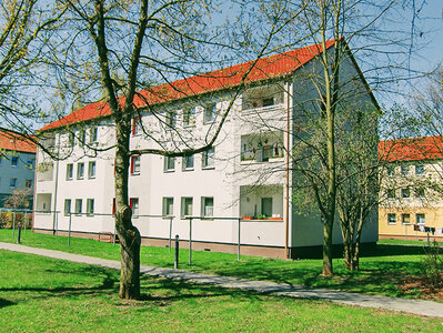 Bild 1 zum Mietangebot Kleine Wohnung nah am Einkaufszentrum.