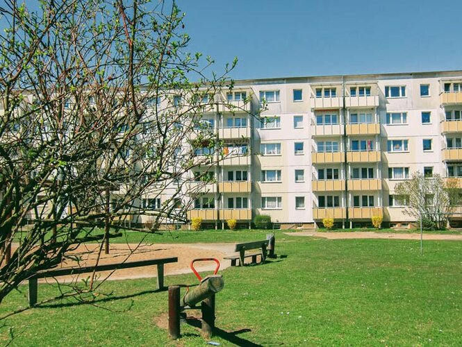 Zum Mietangebot verlinktes Bild: Balkon mit Ausblick.
