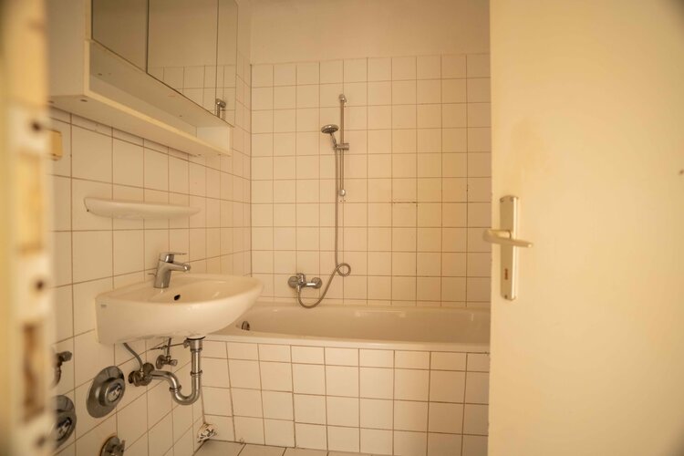 Zum Mietangebot verlinktes Bild: Familienwohnung am Stadtrand.